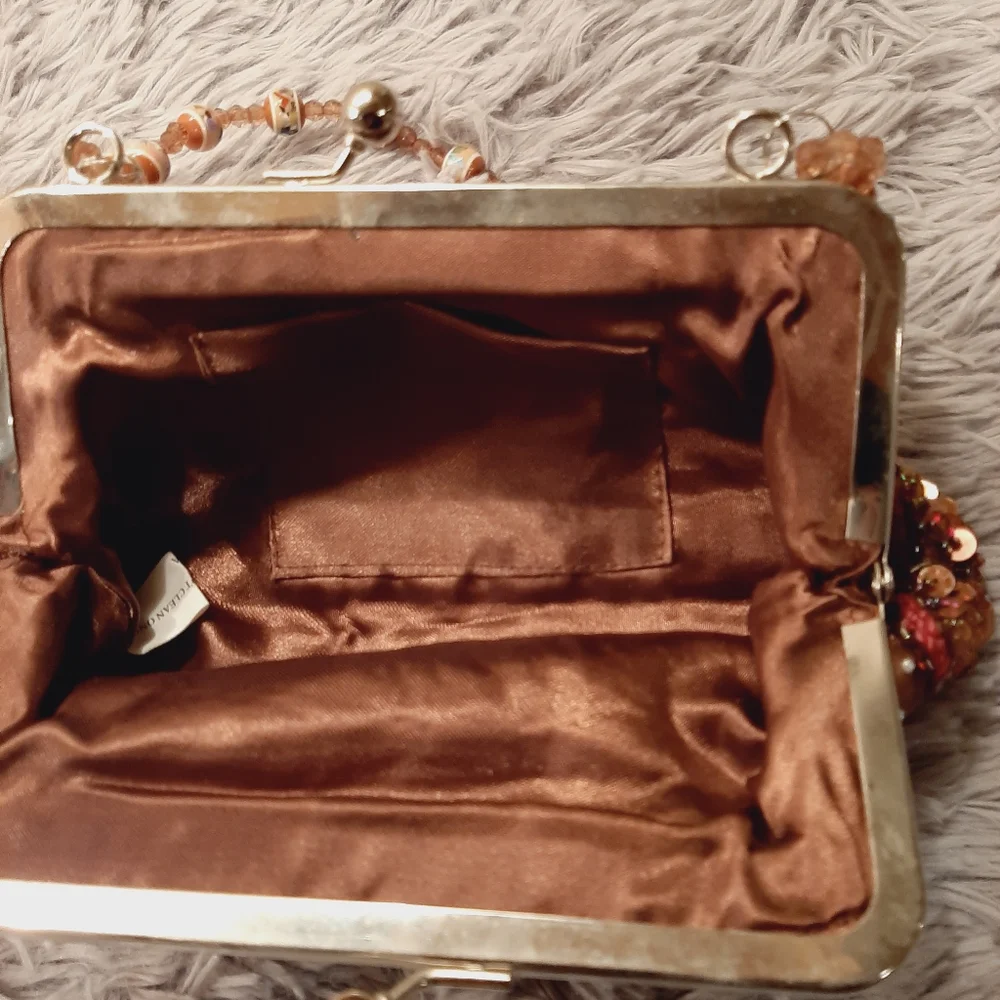 Vintage Beaded Clutch - Picture 2 of 13